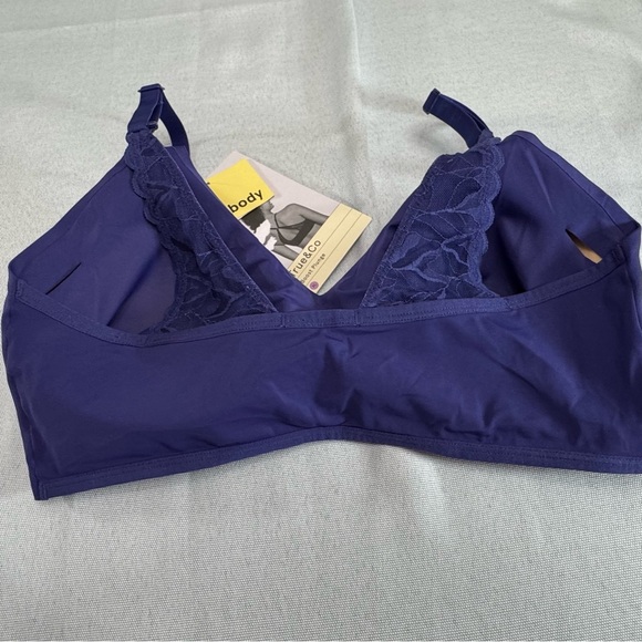 True & Co. Seamless Wireless Bra - Deep Navy - Picture 2 of 6